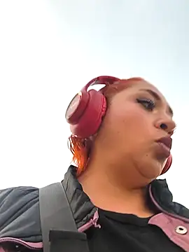 Snapshot of Mariana-94 chatting on March 2, 2026, 11:28 am Mariana-94 online show from March 2, 2026, 11:28 am