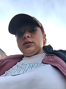 Snapshot of Mariana-94 chatting on February 4, 2026, 1:06 pm Mariana-94 online show from February 4, 2026, 1:06 pm