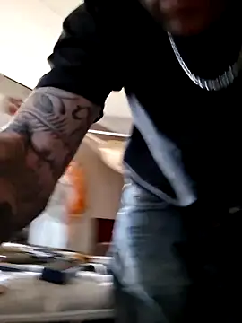 bearded cross online show from March 10, 2026, 9:41 pm