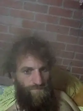 bearded cross online show from October 28, 2025, 2:56 am