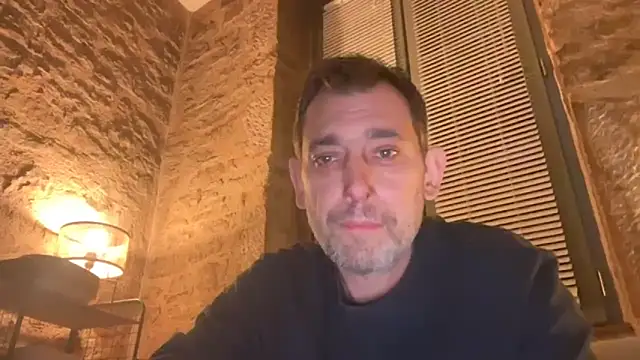 tamtamat46 online show from October 31, 2025, 8:16 pm