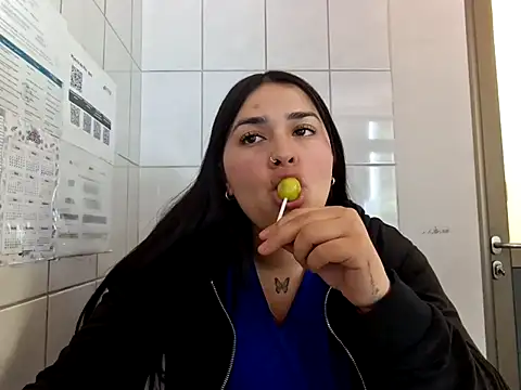 Snapshot of Denisutra777 chatting on March 30, 2026, 3:35 pm Denisutra777 online show from March 30, 2026, 3:35 pm