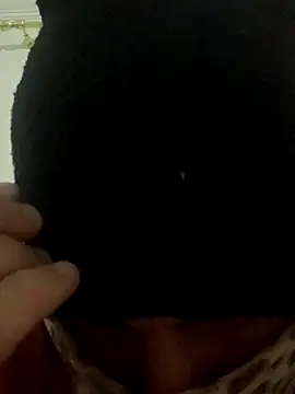 3Omar45 online show from November 12, 2025, 9:40 pm