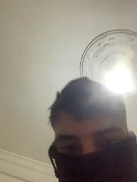 3Omar45 online show from November 14, 2025, 9:29 pm