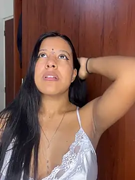 Kendra C online show from July 16, 2026, 2:41 am