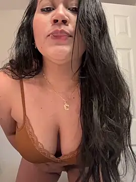 Snapshot of Myonlyprincess1 chatting on March 15, 2026, 5:03 am Myonlyprincess1 online show from March 15, 2026, 5:03 am