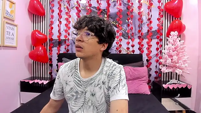 Desire Ecstasy online show from February 13, 2026, 3:17 am