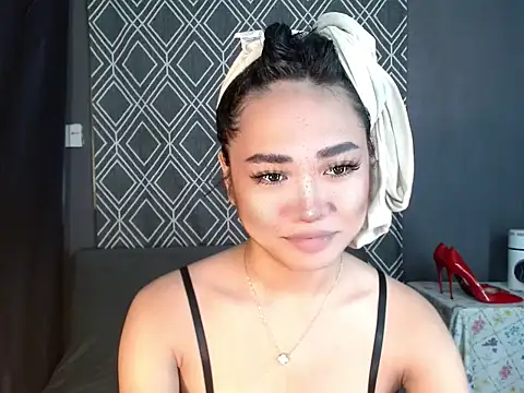 Snapshot of hugesignificant_69 chatting on November 25, 2025, 4:46 am hugesignificant 69 online show from November 25, 2025, 4:46 am