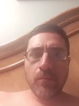 Snapshot of Gearsuit chatting on February 27, 2026, 10:42 pm Gearsuit online show from February 27, 2026, 10:42 pm