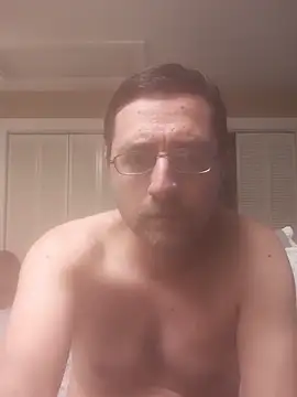 Snapshot of Gearsuit chatting on February 6, 2026, 11:06 am Gearsuit online show from February 6, 2026, 11:06 am