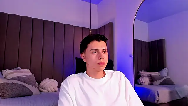 Davidpleaser online show from April 29, 2026, 9:32 pm