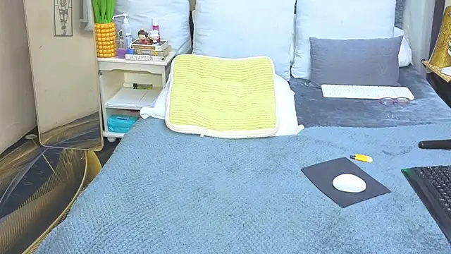 Snapshot of CaramelNatashaxx chatting on February 24, 2026, 1:45 pm CaramelNatashaxx online show from February 24, 2026, 1:45 pm