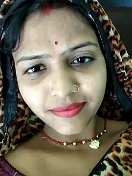 AnanyaKapoor89 online show from November 3, 2025, 8:40 am