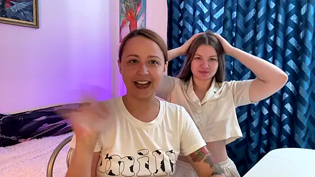 Snapshot of Stasia_couple chatting on September 20, 2025, 10:20 am Stasia couple online show from September 20, 2025, 10:20 am