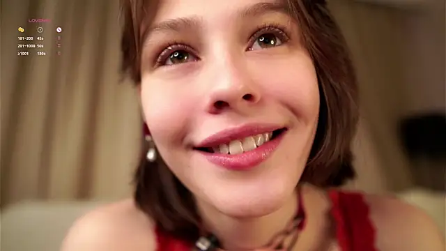 LurleneRamo online show from October 20, 2025, 1:07 am