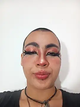 Snapshot of Cherry_vald chatting on February 4, 2026, 12:11 pm Cherry vald online show from February 4, 2026, 12:11 pm