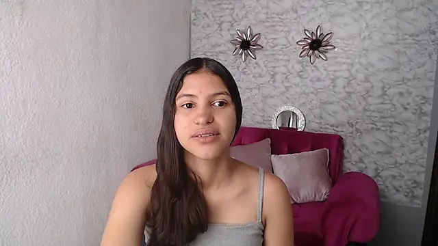 Evagirl69 online show from November 4, 2025, 3:49 pm