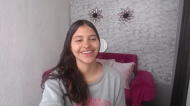 Evagirl69 online show from October 1, 2025, 6:23 pm