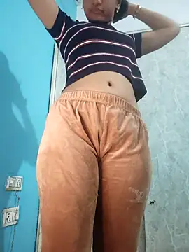 Nisha cam12 online show from November 17, 2025, 6:45 pm