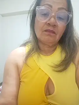 Vickysweeeettt online show from February 10, 2026, 2:54 am