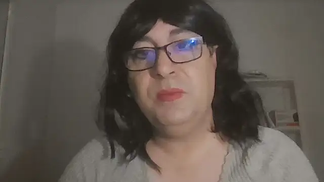 nataliacd online show from November 22, 2025, 12:48 pm