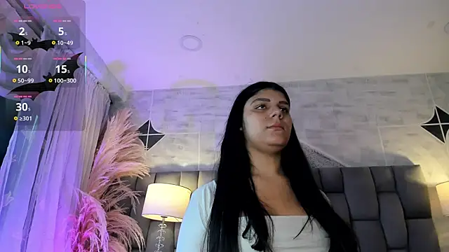 PauliinaBelle  online show from July 6, 2026, 12:12 pm