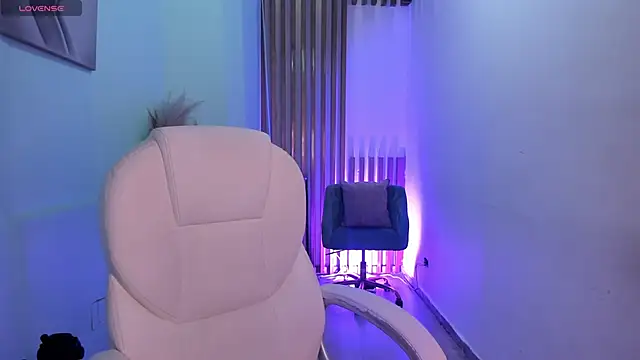 Snapshot of PauliinaBelle_ chatting on January 17, 2026, 1:26 pm PauliinaBelle online show from January 17, 2026, 1:26 pm