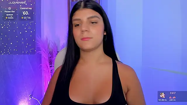 Snapshot of PauliinaBelle_ chatting on June 3, 2026, 2:33 pm PauliinaBelle online show from June 3, 2026, 2:33 pm