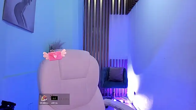 PauliinaBelle  online show from January 15, 2026, 1:25 pm