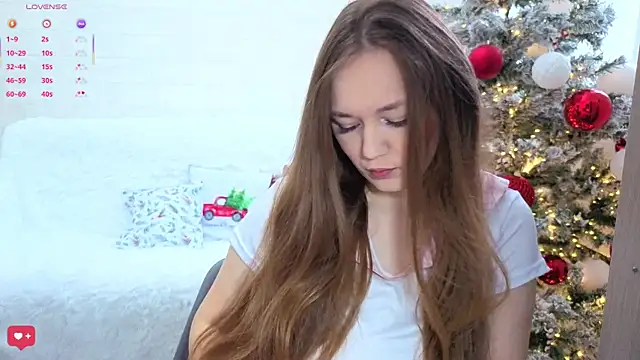 AlisaWyn online show from December 17, 2025, 3:22 am