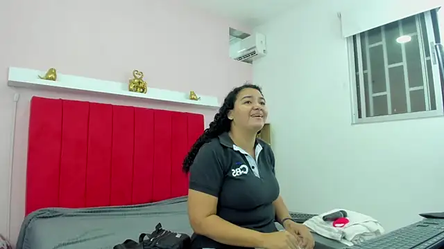 Adrianasex 69x online show from May 24, 2026, 1:16 am