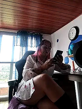 Snapshot of sexxx_mia chatting on September 17, 2025, 5:04 pm sexxx mia online show from September 17, 2025, 5:04 pm