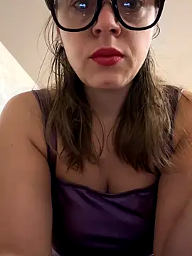 ladywithbigass online show from September 29, 2025, 4:41 am