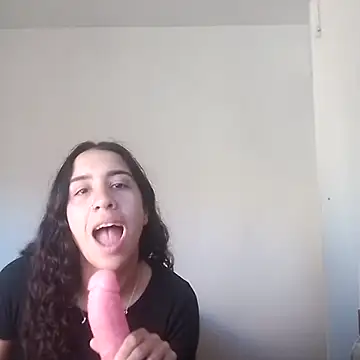 Souphicherry online show from November 14, 2025, 7:39 pm