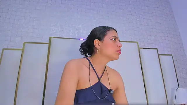 Snapshot of thalia888_ chatting on January 18, 2026, 7:06 pm thalia888 online show from January 18, 2026, 7:06 pm