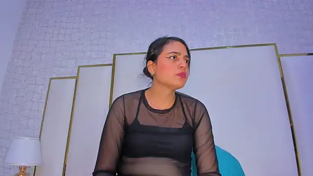 thalia888  online show from November 22, 2025, 7:13 pm