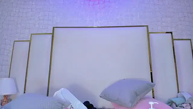 Snapshot of thalia888_ chatting on February 16, 2026, 7:01 pm thalia888 online show from February 16, 2026, 7:01 pm