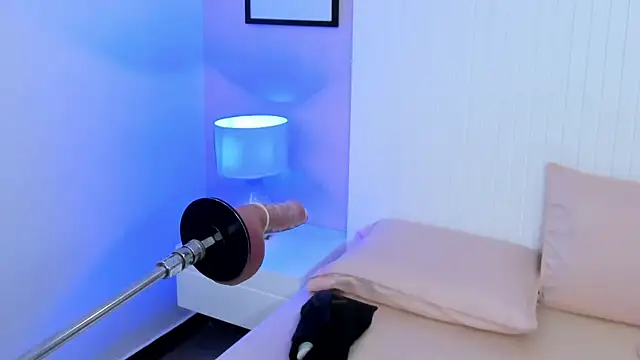 Snapshot of lauren_stone_ chatting on February 26, 2026, 7:25 pm lauren stone online show from February 26, 2026, 7:25 pm