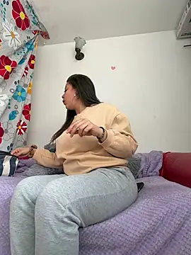 MiaCollinssx online show from March 27, 2026, 3:13 pm