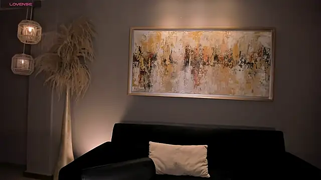 TiffannySins online show from December 5, 2025, 3:05 am