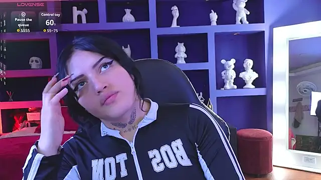 sari belle online show from October 20, 2025, 8:42 pm