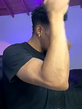 RickKrong  online show from September 9, 2025, 10:08 pm