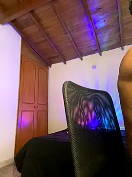 RickKrong  online show from September 13, 2025, 9:15 pm