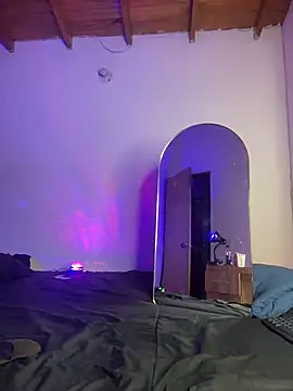 RickKrong  online show from November 16, 2025, 10:57 pm