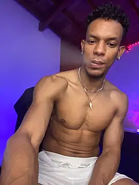 RickKrong  online show from November 9, 2025, 9:41 pm