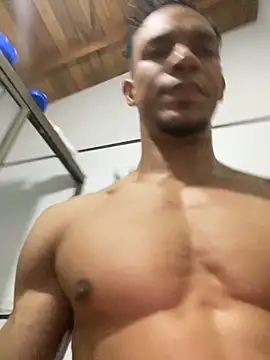 RickKrong  online show from November 3, 2025, 11:19 pm