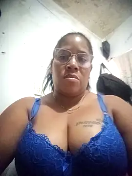 Big ass submissive online show from February 12, 2026, 6:29 pm