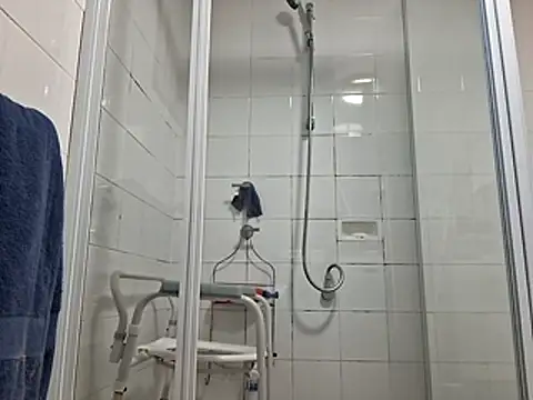 rivocumslut online show from April 24, 2026, 6:15 am