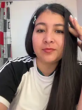 evelyn 1702 online show from November 2, 2025, 8:14 pm