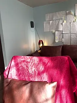 Snapshot of Canneela chatting on October 31, 2025, 9:11 pm Canneela online show from October 31, 2025, 9:11 pm